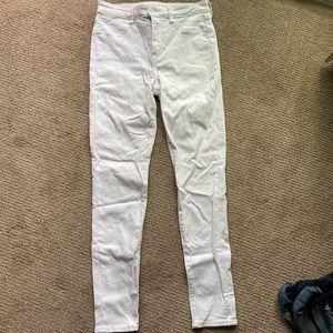American Eagle White Skinny jeans